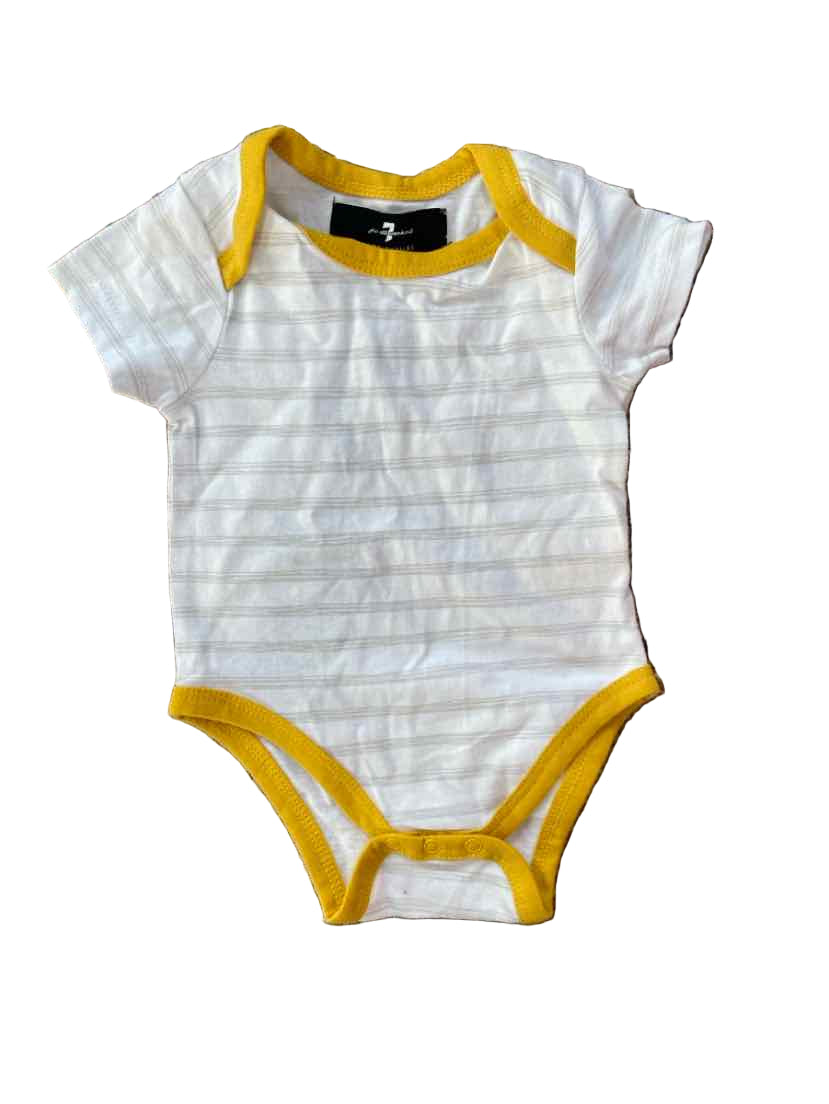 7 for all Mankind (A) Yellow Gray Infant Size 0-3 MO 3PC Casual