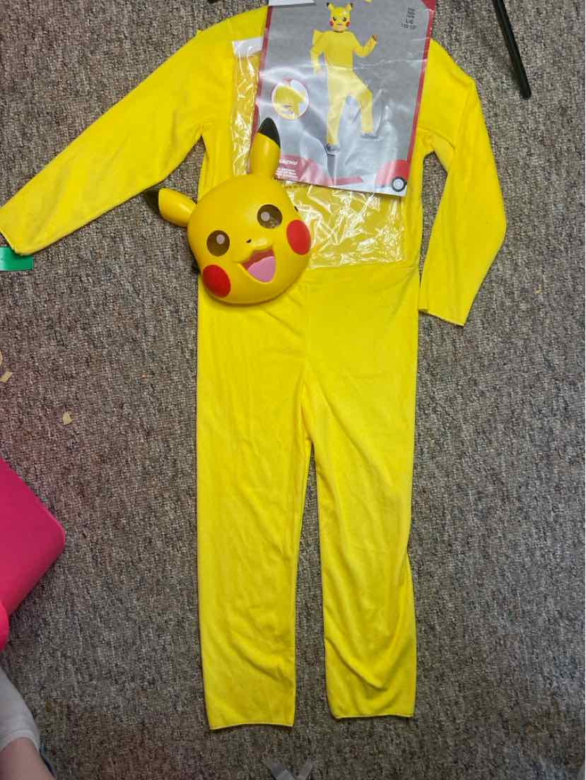 Pokemon Character Premium Costume