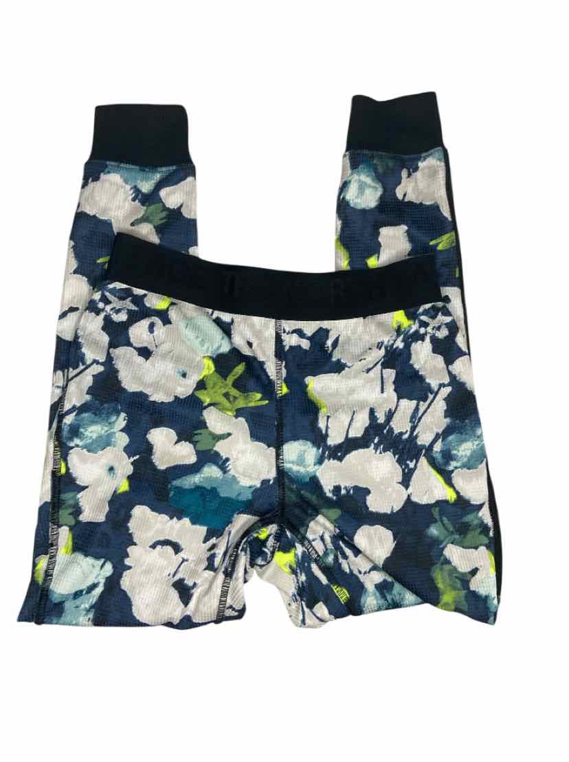 North Face (AA) White Blue Youth Size 7-8 2PCSleepwear