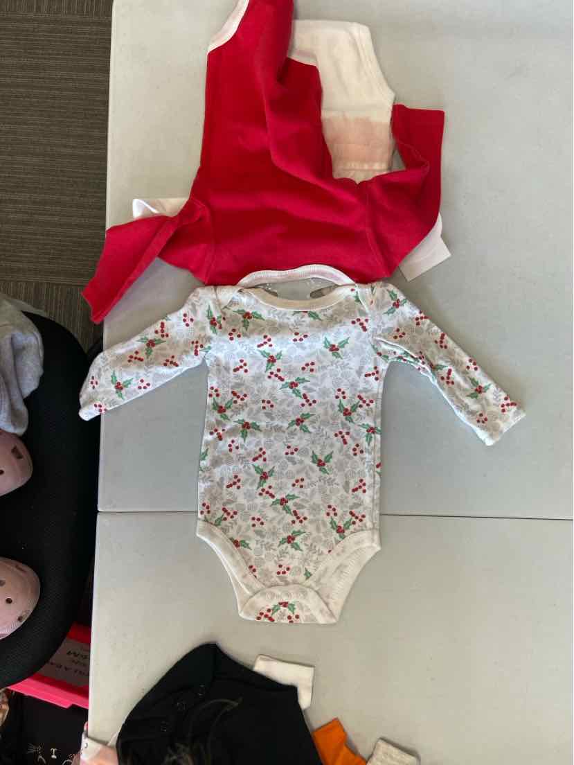 baby kiss Gray Infant Size 3-6 MO 3PC Casual