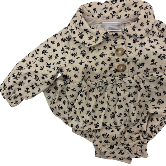 Nicole Miller (A) Cream Infant Size 0-3 MO Casual Floral Print Ruffle Dress