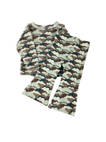 Outfit Kate Quinn Size 18M