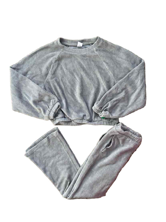 Old Navy (C) Gray Youth Size 8 2PCCasual