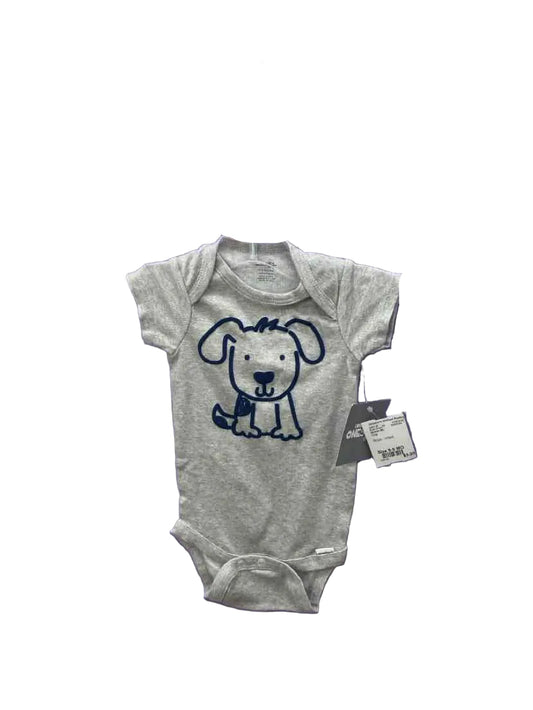 Onsies (E) Gray Infant Size 6-9 MO Best Onesie