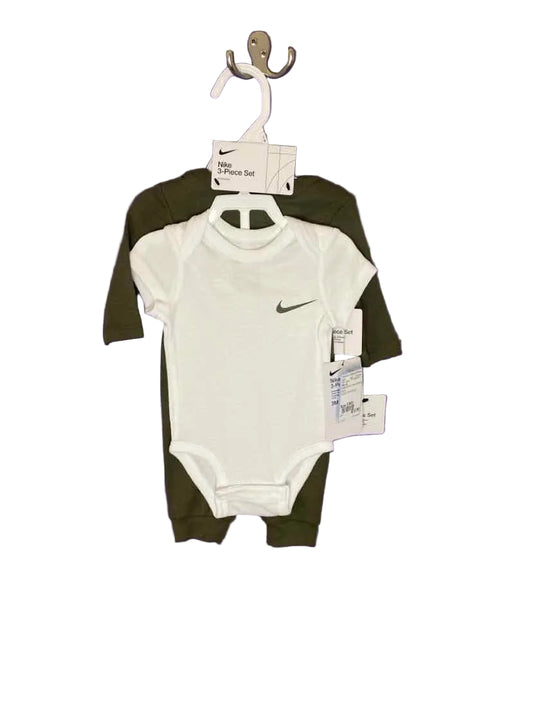 Nike (B) White Green Infant Size 3 MO 3PC Casual