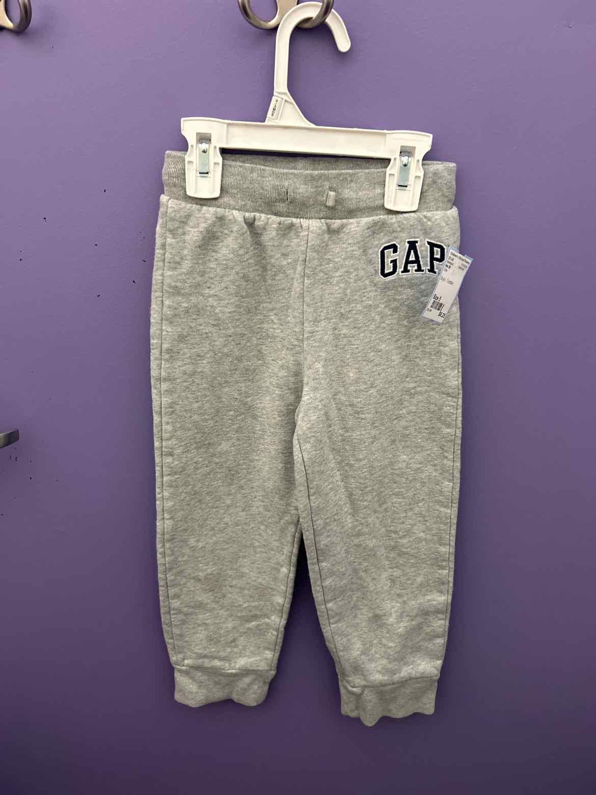 Gap (B) Gray Toddler Size 5 Sweatpant