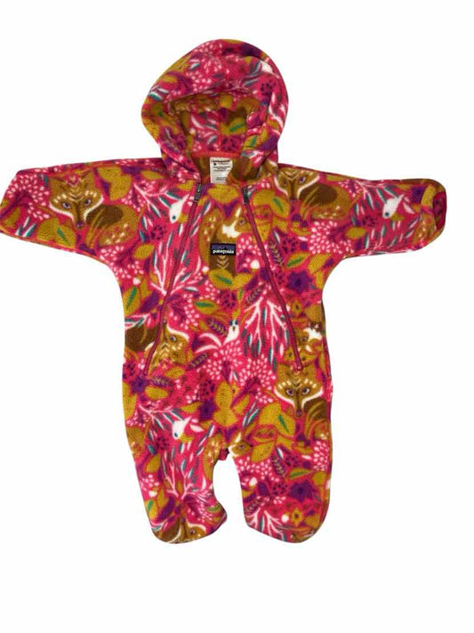 Patagonia (A) Pink print Infant Size 3 MO 1PC Snowsuit